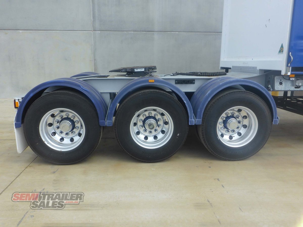 MAXITRANS CURTAINSIDER TRAILER