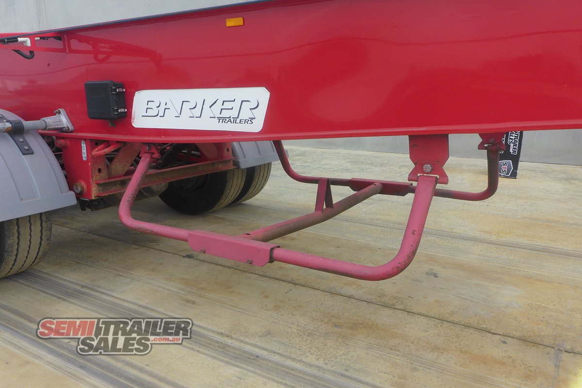 BARKER SKEL TRAILER