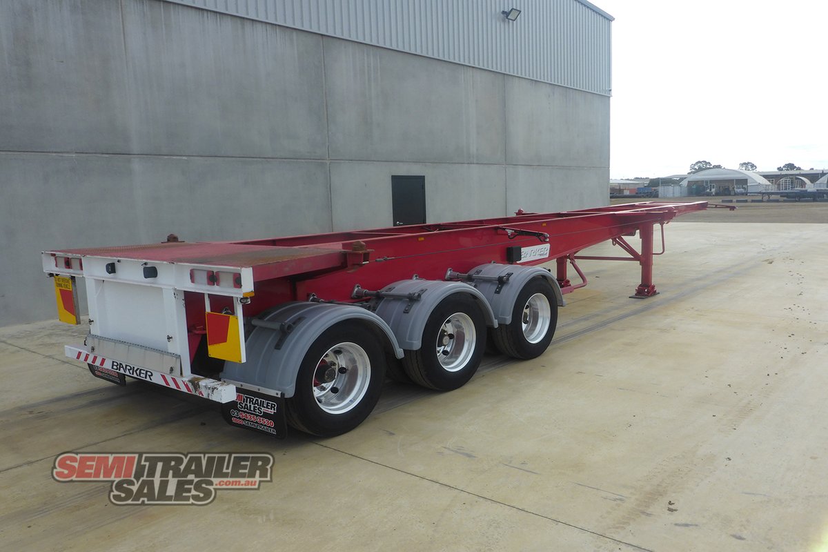 BARKER SKEL TRAILER