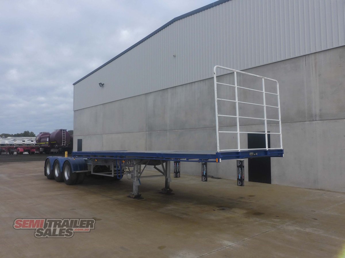VAWDREY FLAT TOP TRAILER