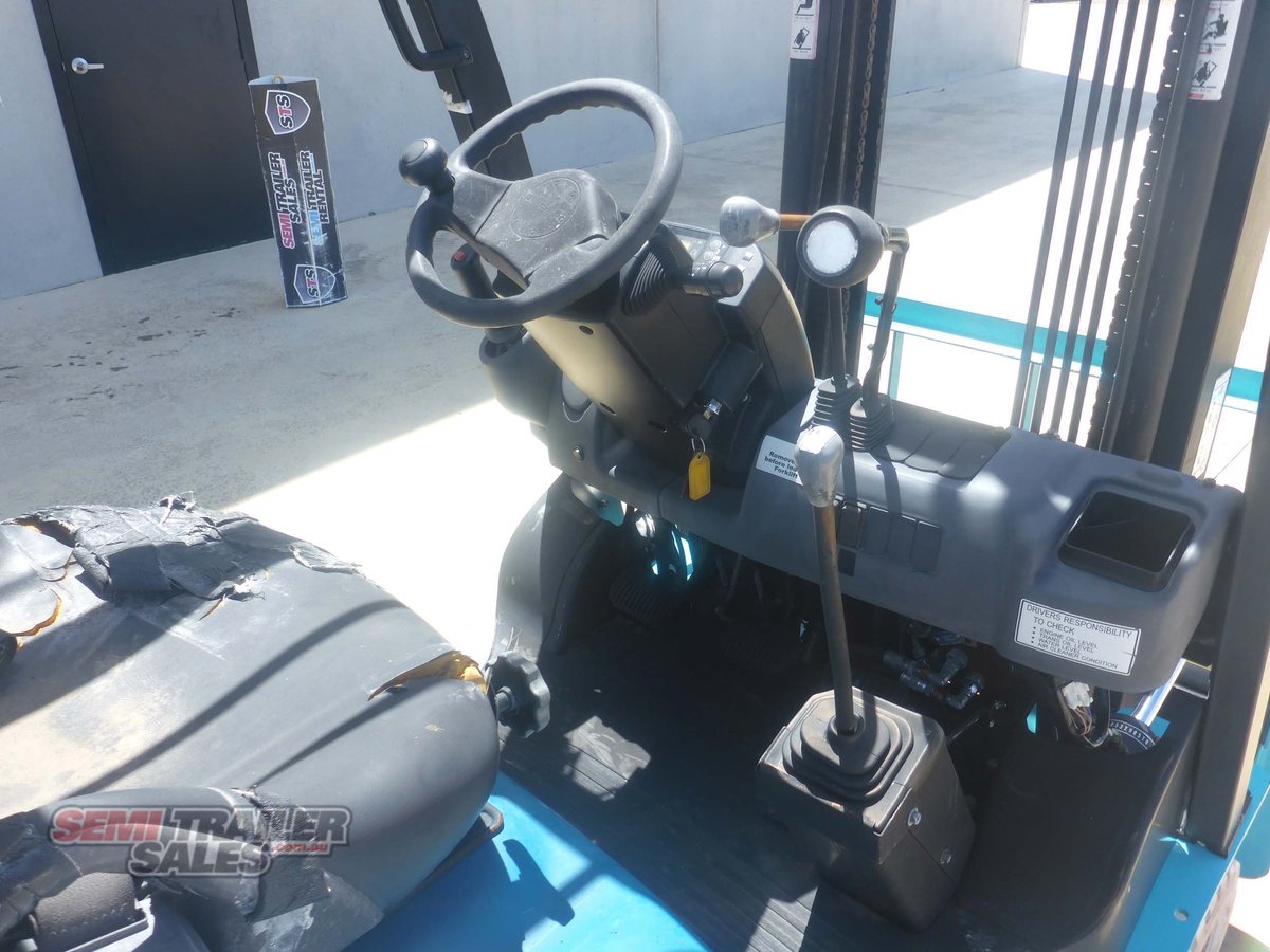SUMITOMO FORKLIFT 03-FG15PV1105