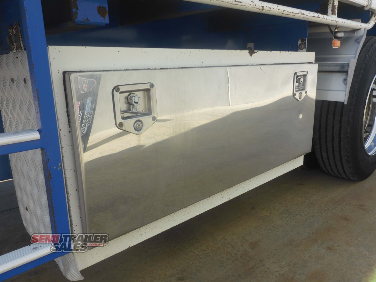 VAWDREY CURTAINSIDER TRAILER