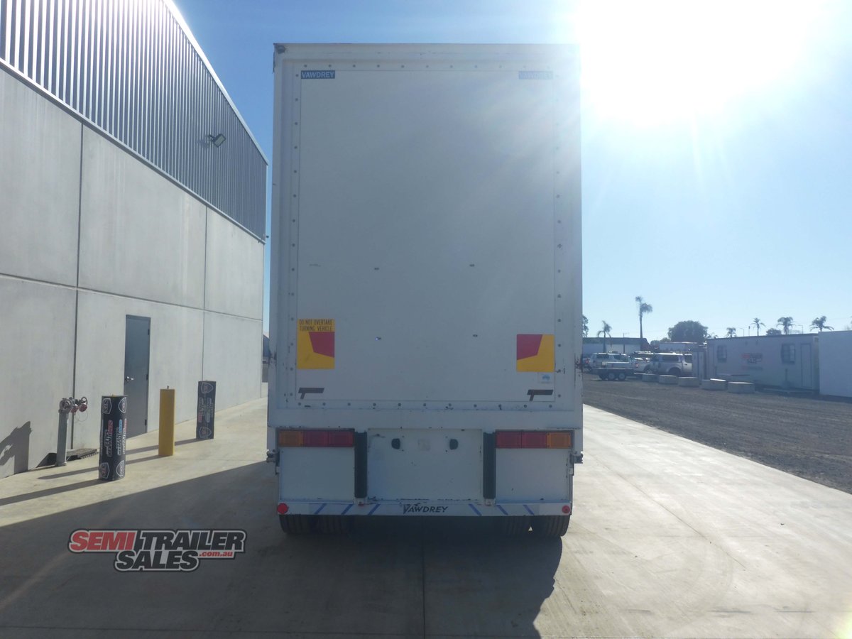 VAWDREY CURTAINSIDER TRAILER
