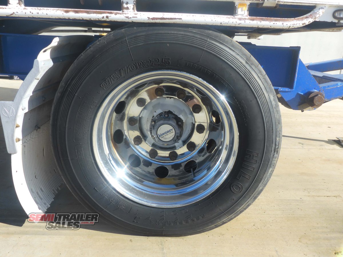 VAWDREY CURTAINSIDER TRAILER