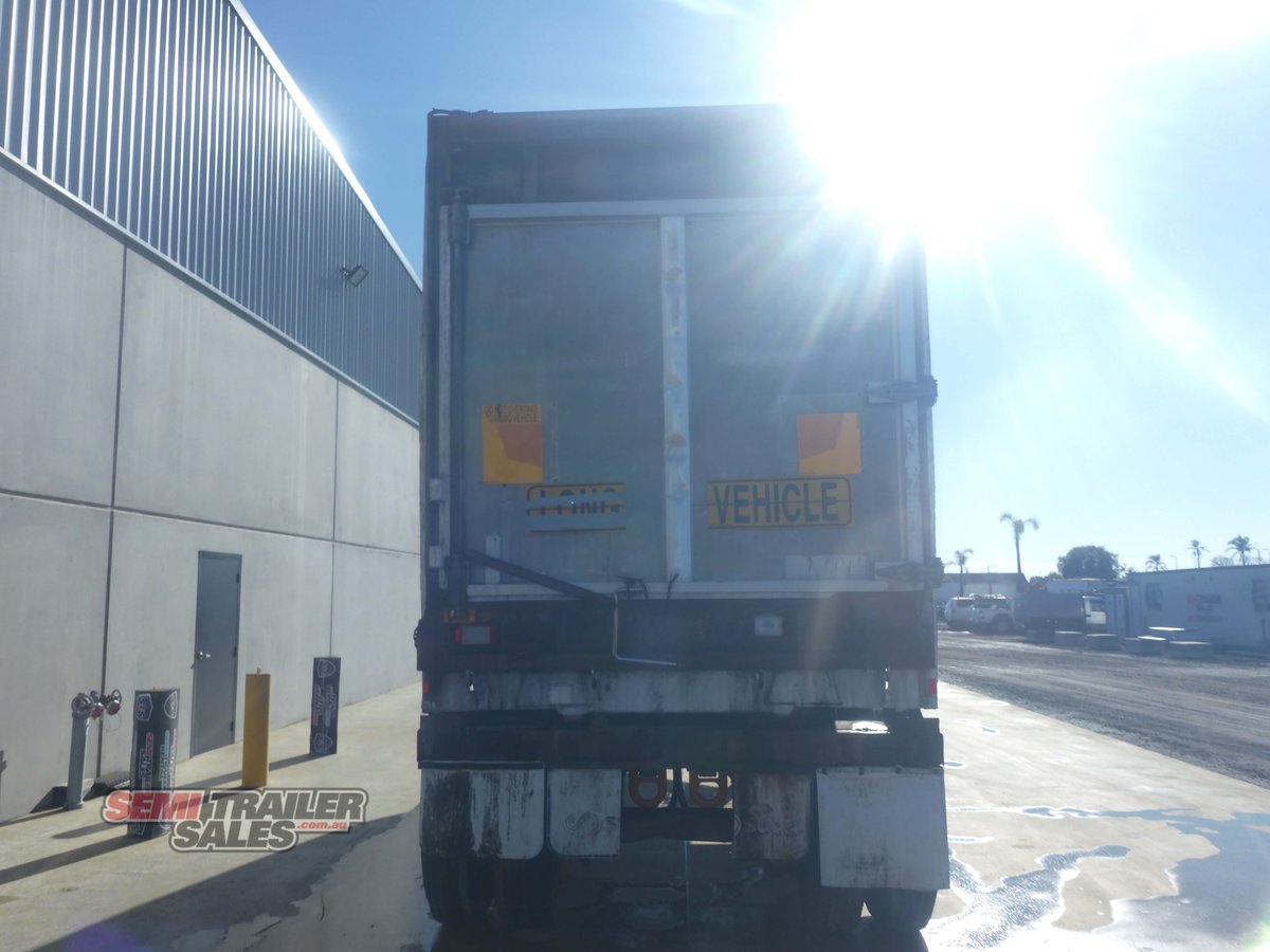 LUSTY TIPPER TRAILER