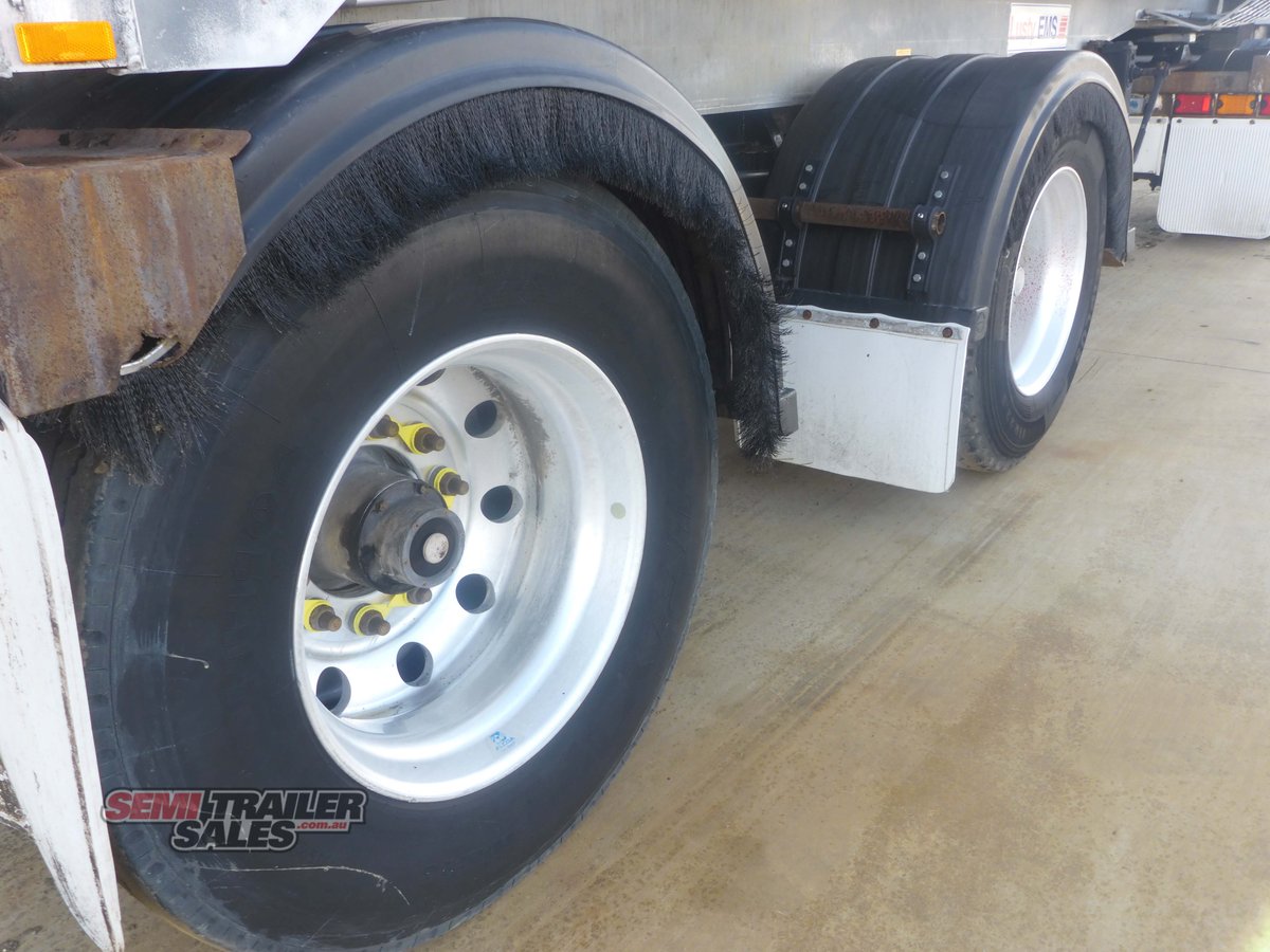 LUSTY TIPPER TRAILER
