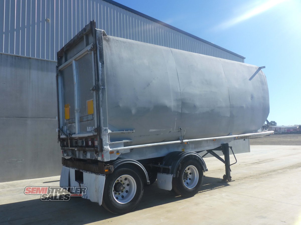 LUSTY TIPPER TRAILER