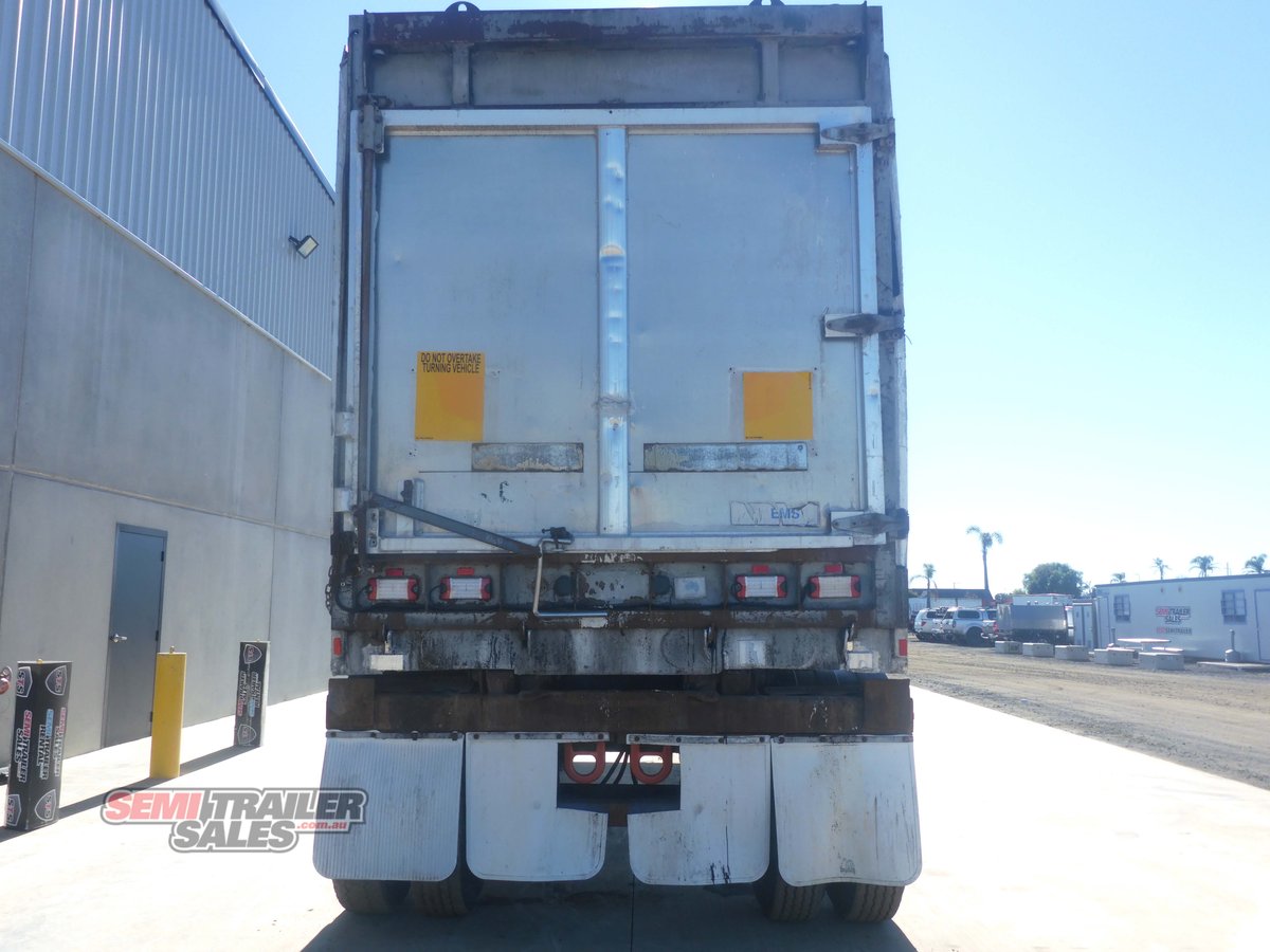LUSTY TIPPER TRAILER