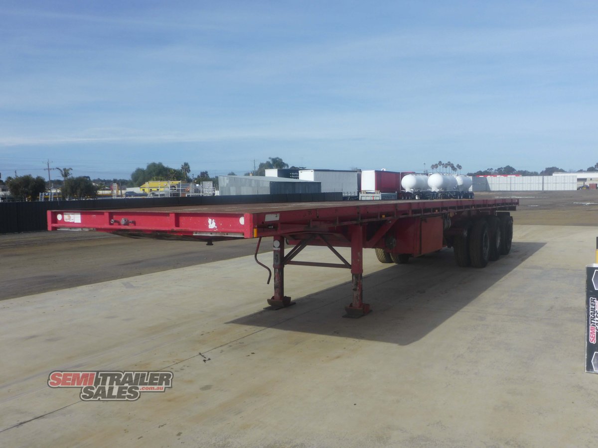 BARKER FLAT TOP TRAILER
