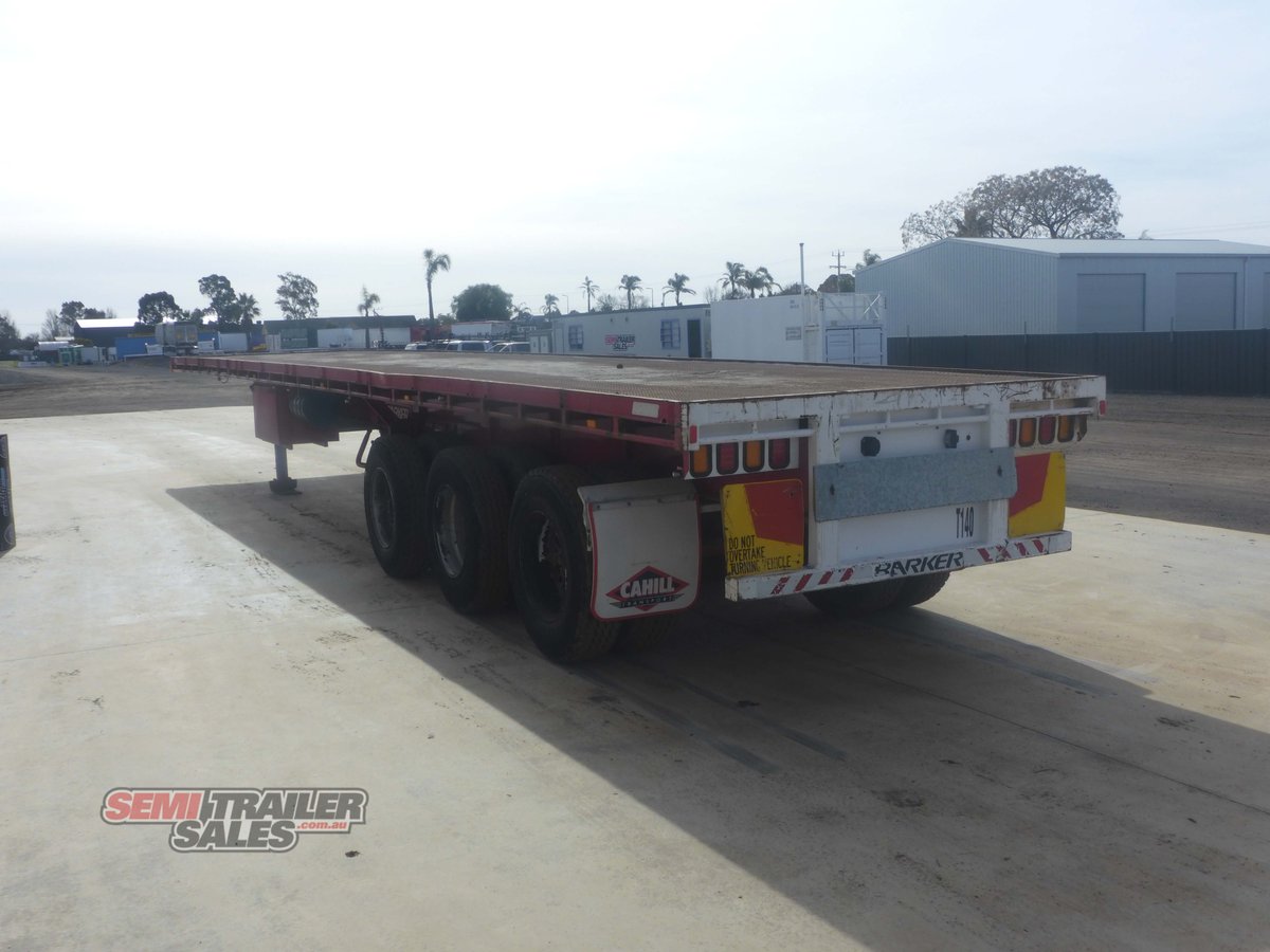 BARKER FLAT TOP TRAILER