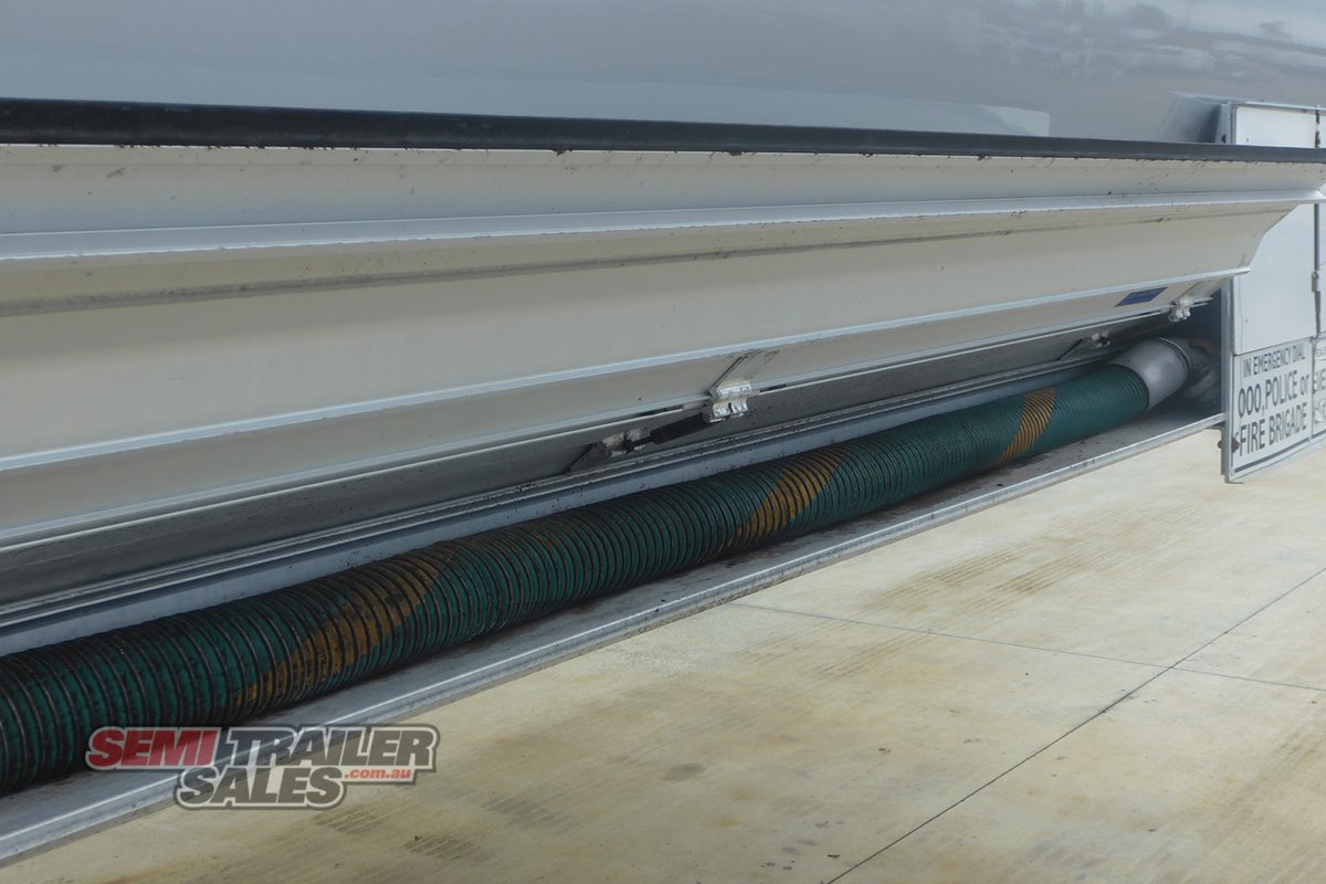 HOCKNEY TANKER TRAILER