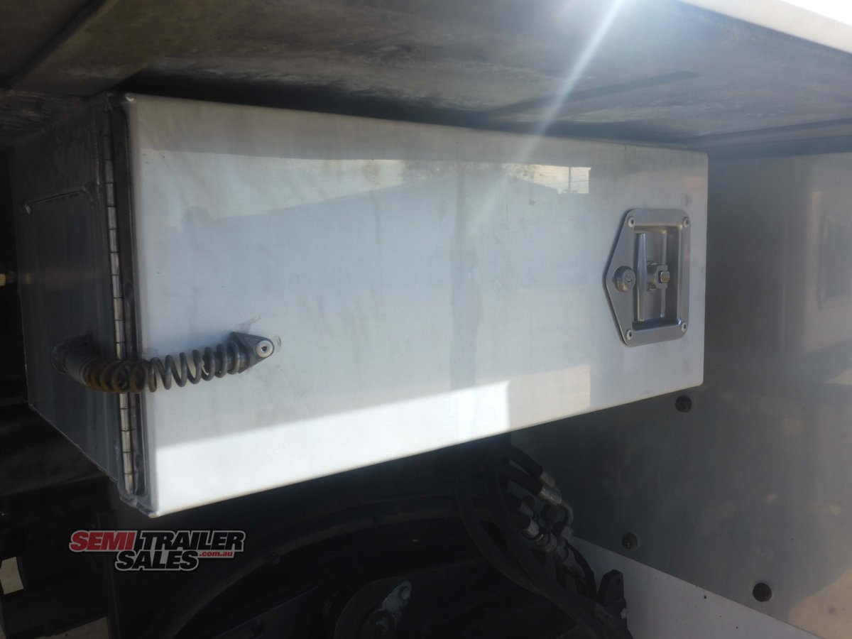 PEKI REFRIGERATED TRAILER