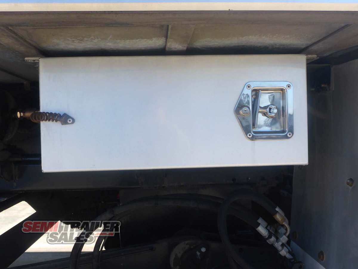 PEKI REFRIGERATED TRAILER