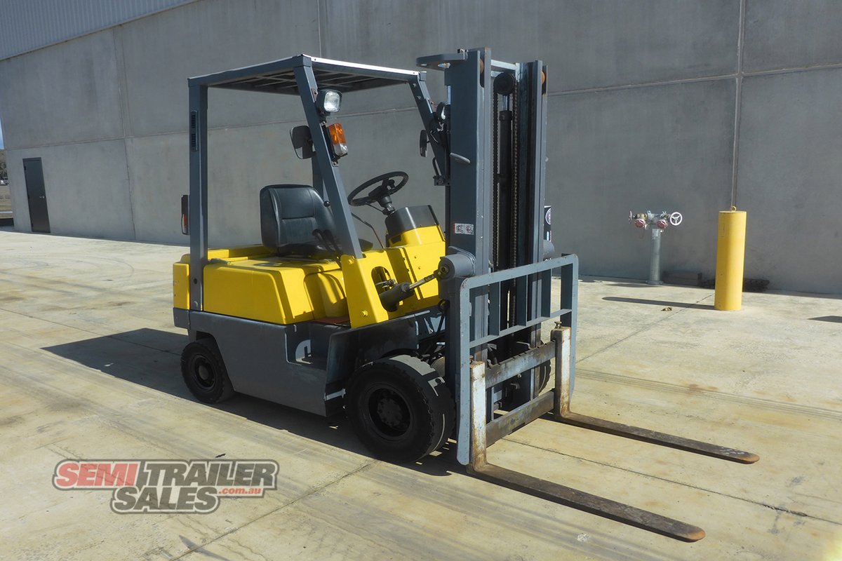 NISSAN FORKLIFT