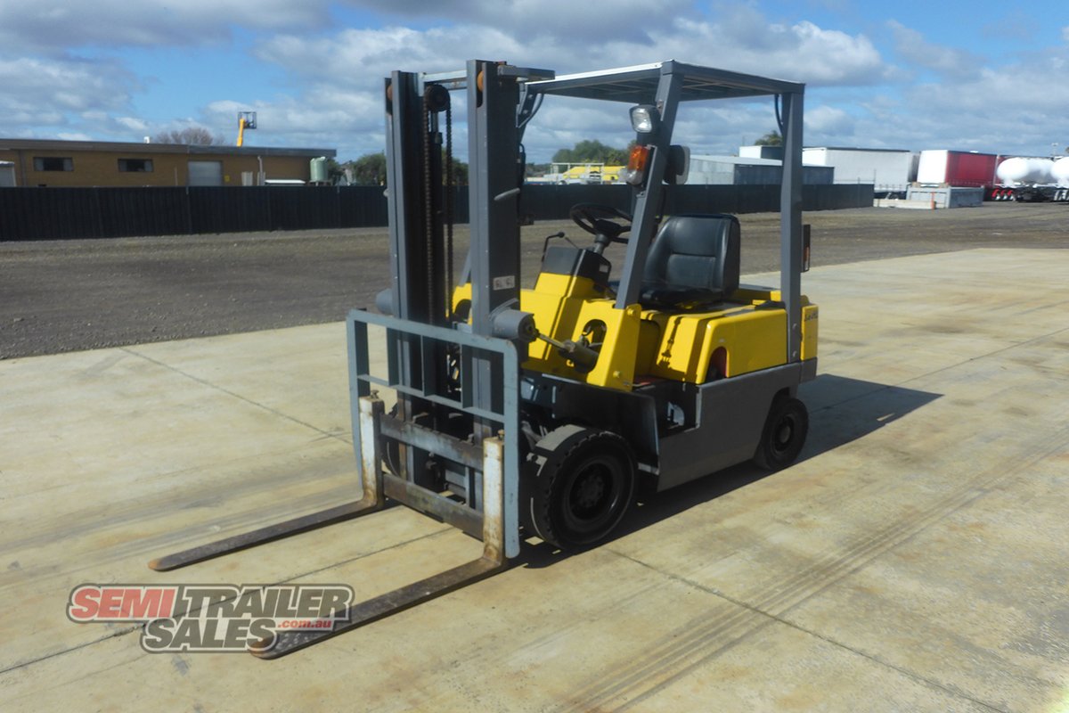 NISSAN FORKLIFT