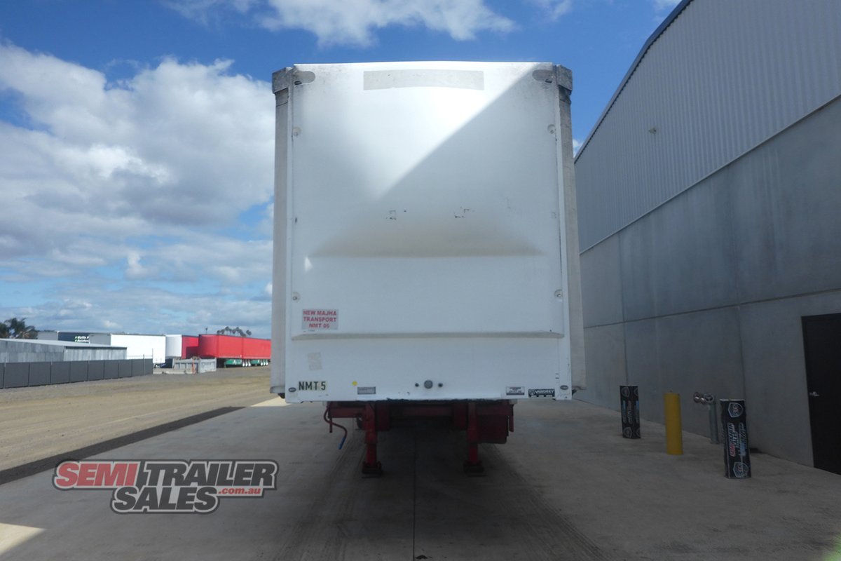VAWDREY CURTAINSIDER TRAILER