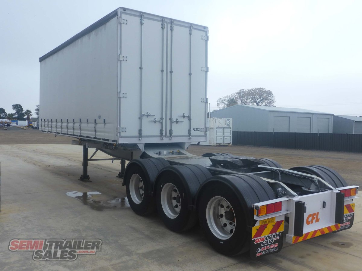 MAXITRANS CURTAINSIDER TRAILER