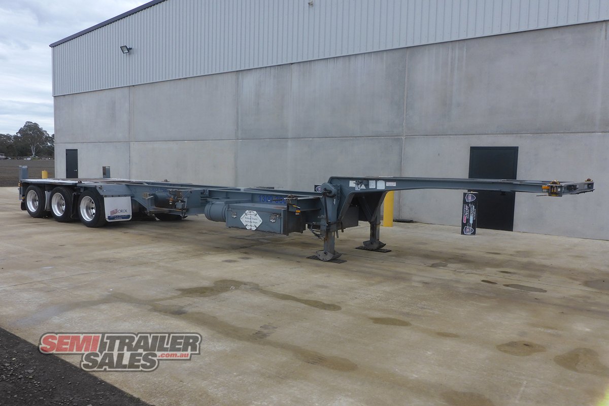 MAXITRANS SKEL TRAILER