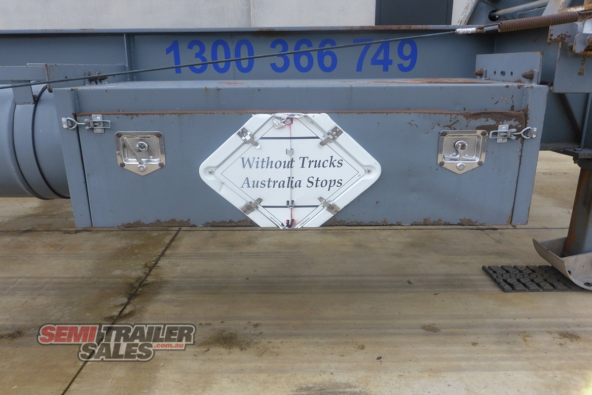 MAXITRANS SKEL TRAILER