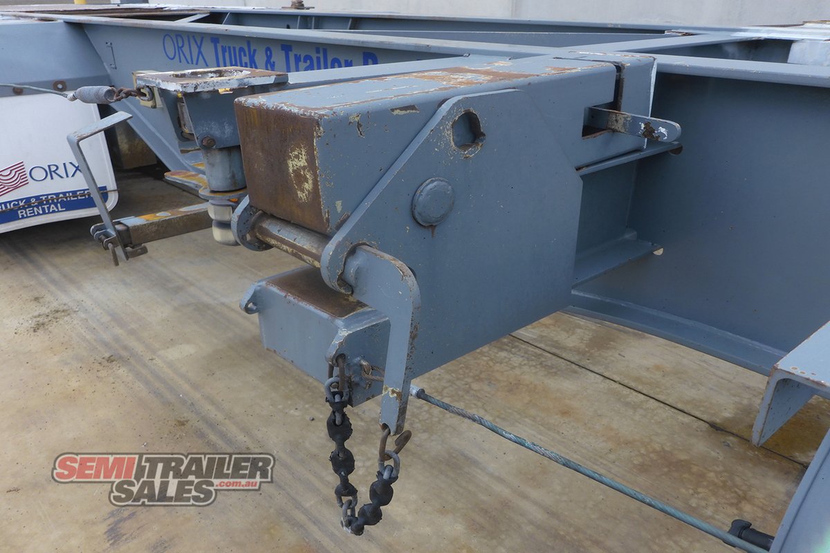 MAXITRANS SKEL TRAILER