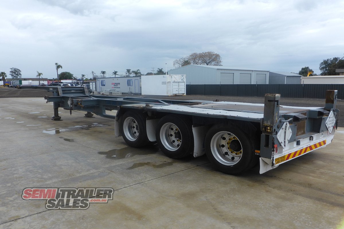 MAXITRANS SKEL TRAILER