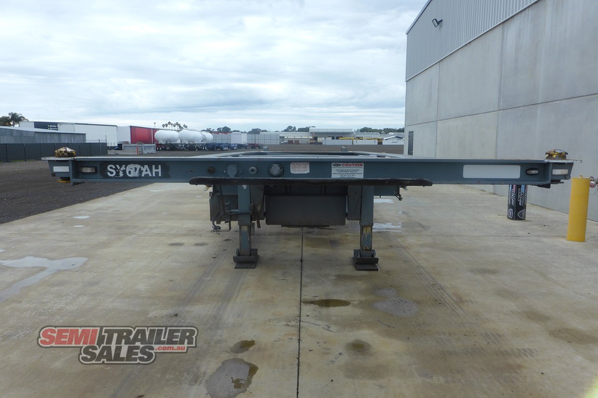 MAXITRANS SKEL TRAILER