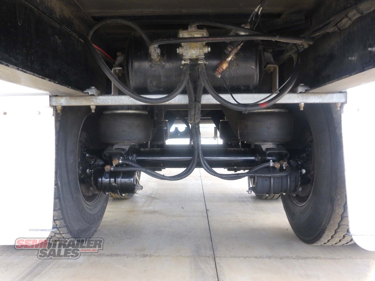 MAXITRANS REFRIGERATED TRAILER