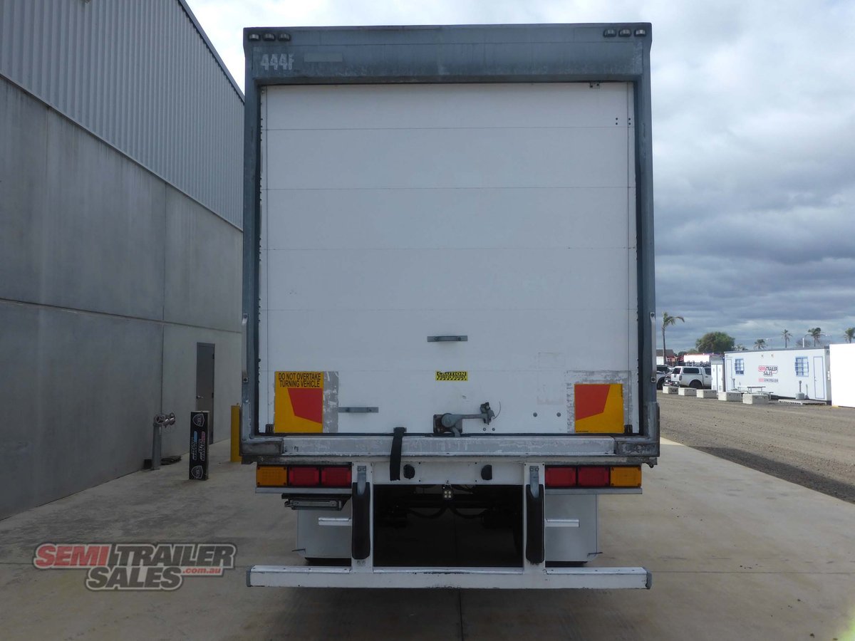 MAXITRANS REFRIGERATED TRAILER