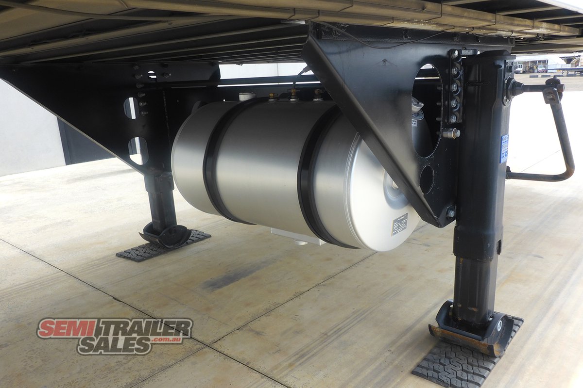 MAXITRANS REFRIGERATED TRAILER