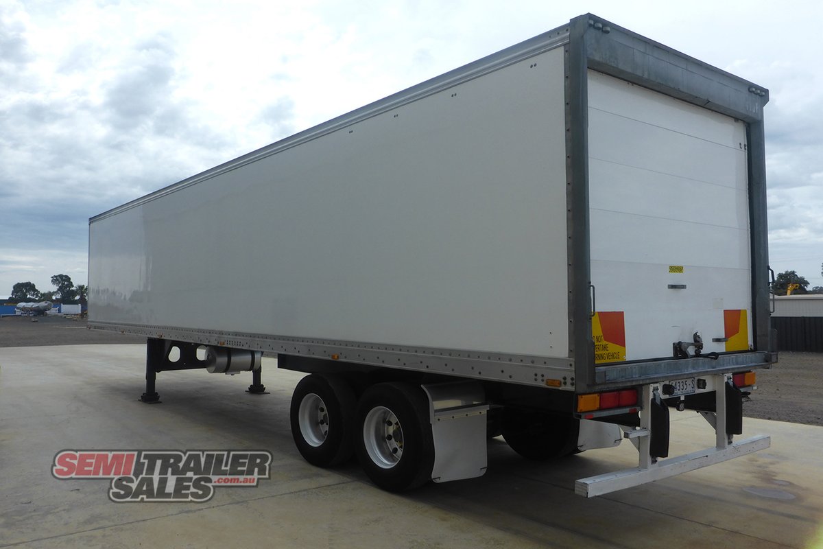 MAXITRANS REFRIGERATED TRAILER