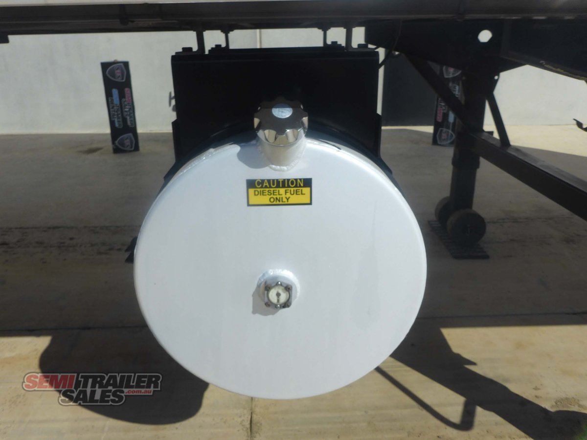 MAXITRANS REFRIGERATED TRAILER