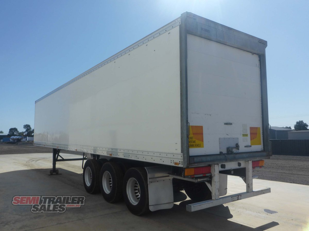 MAXITRANS REFRIGERATED TRAILER
