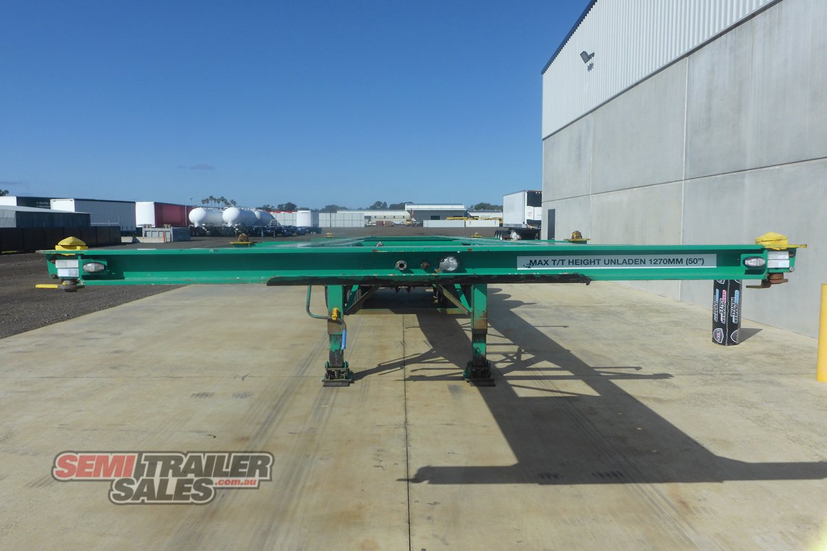 KRUEGER SKEL TRAILER