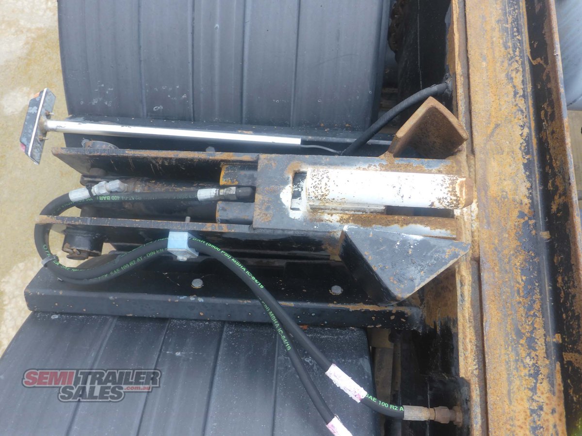 WESE DOG TRAILER