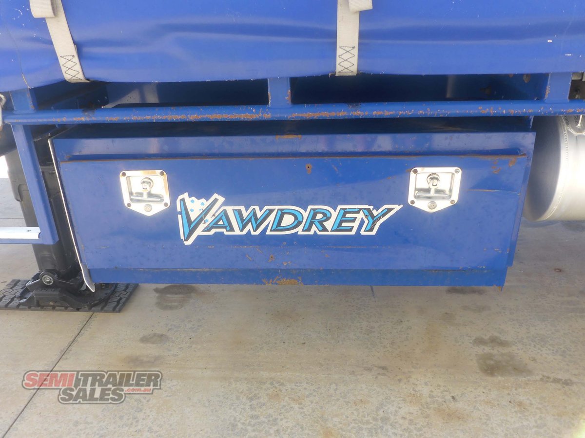 VAWDREY CURTAINSIDER TRAILER