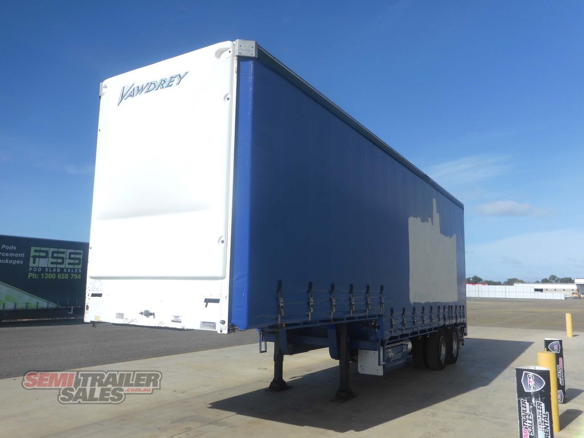 VAWDREY CURTAINSIDER TRAILER