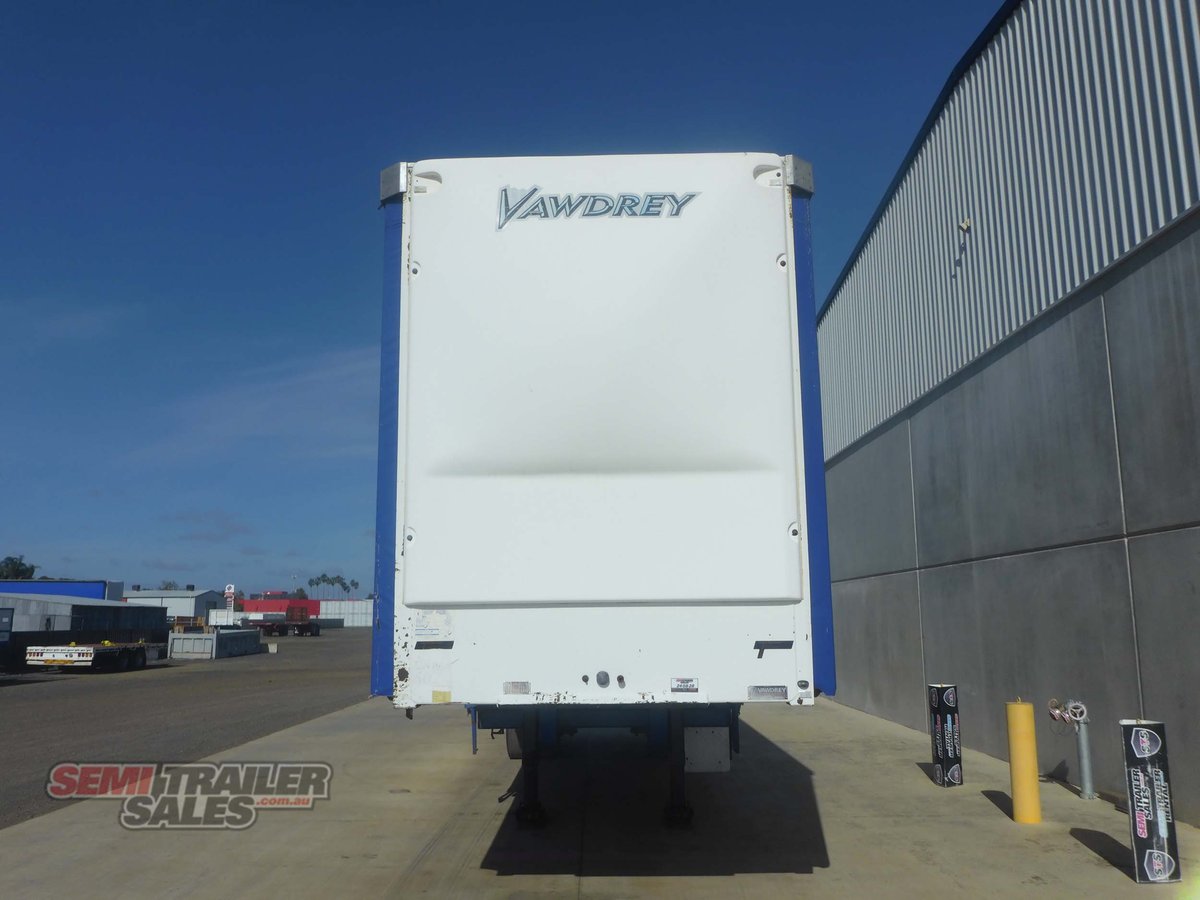 VAWDREY CURTAINSIDER TRAILER