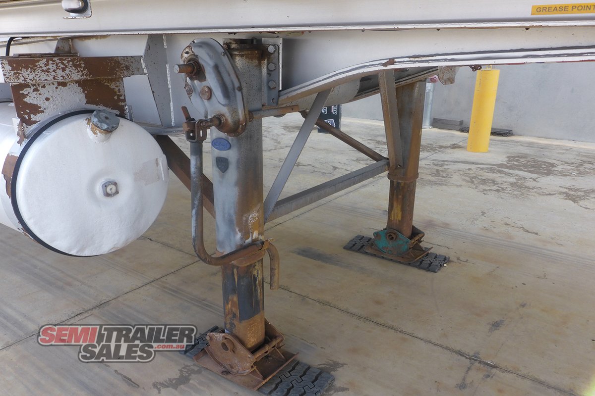 VAWDREY REFRIGERATED TRAILER