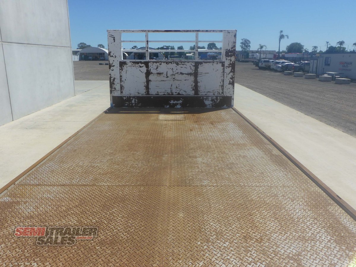 MAXITRANS FLAT TOP TRAILER