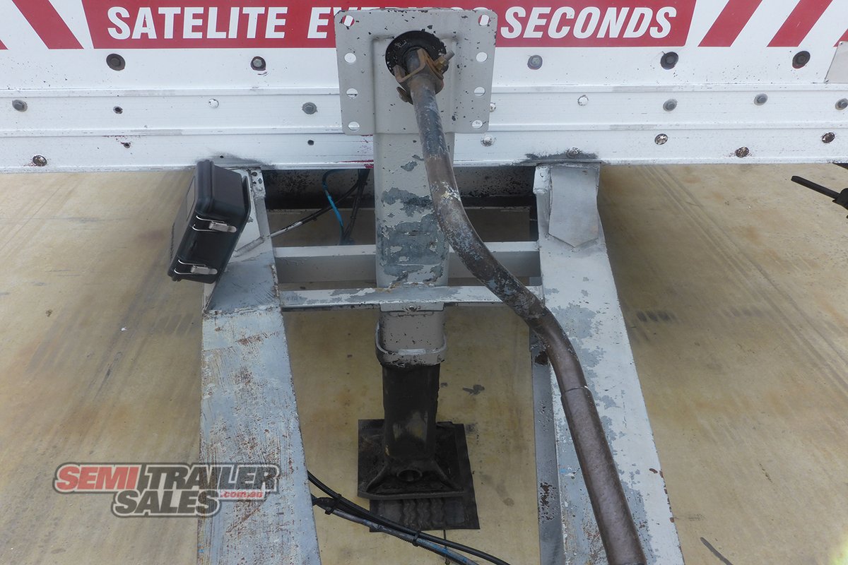 TAG-A-LONG TRAILER