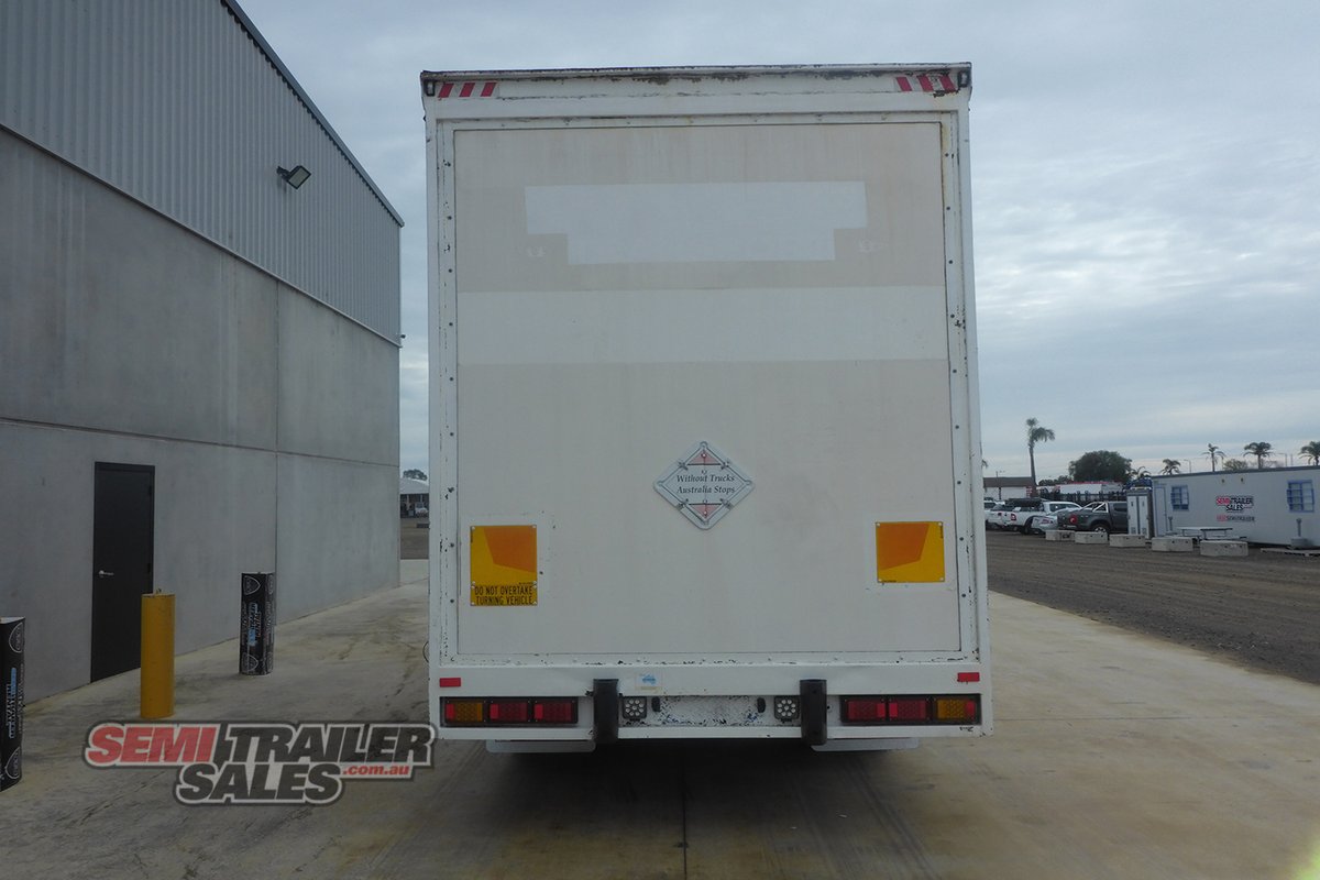 TAG-A-LONG TRAILER