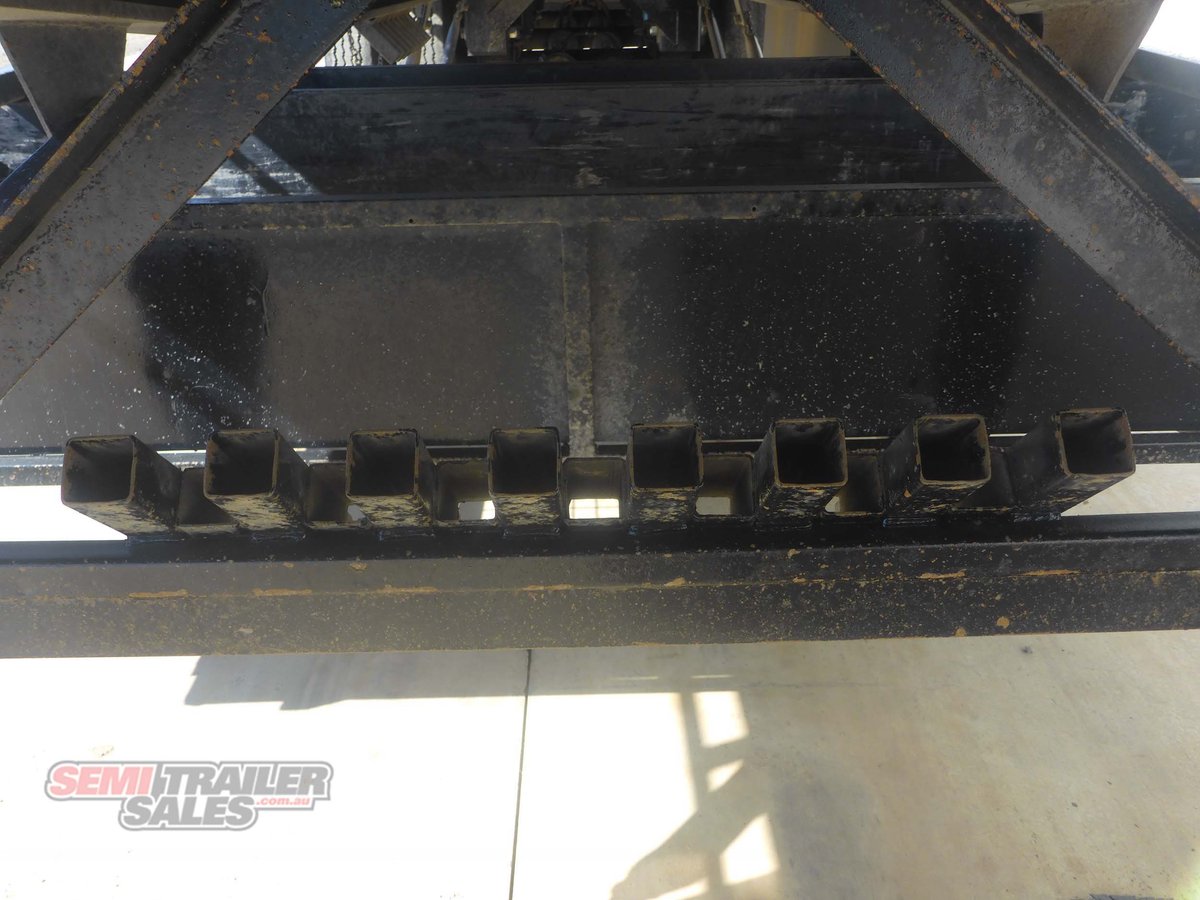1993 BARKER FLAT DECK TRAILER FLAT TOP WITH REAR MOFFETT MOUNT