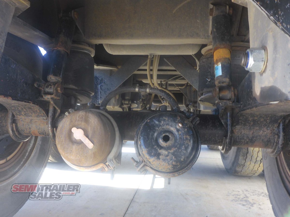 1993 BARKER FLAT DECK TRAILER FLAT TOP WITH REAR MOFFETT MOUNT