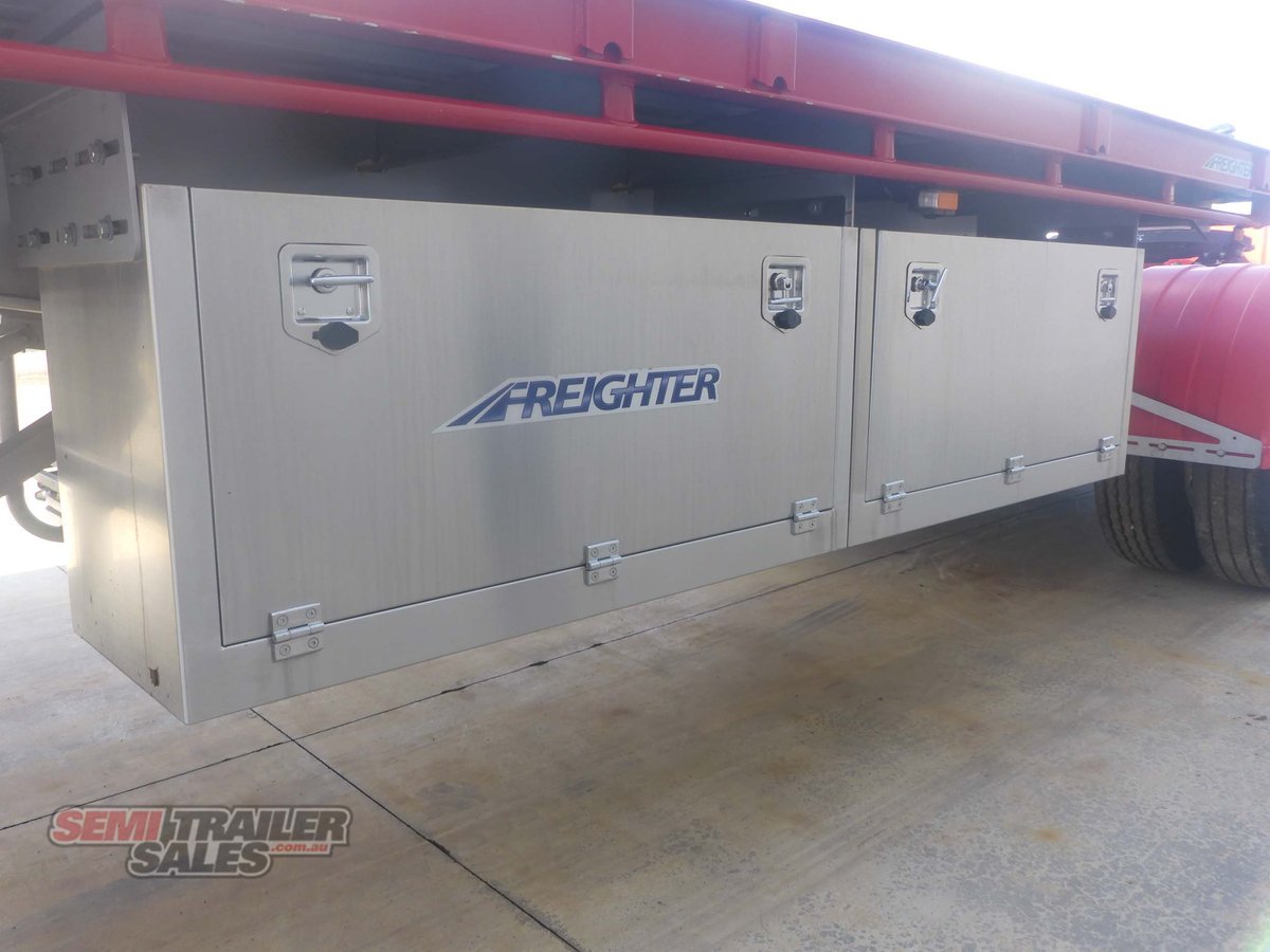 MAXITRANS FLAT TOP TRAILER