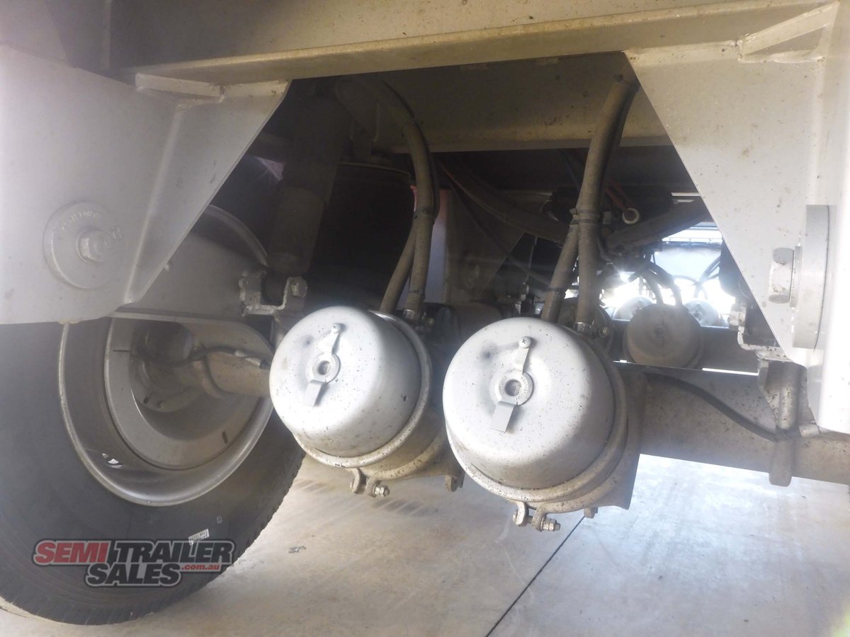 MAXITRANS FLAT TOP TRAILER