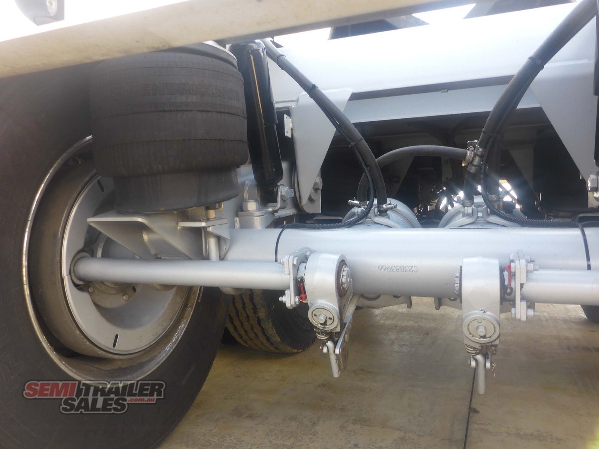 MAXITRANS FLAT TOP TRAILER