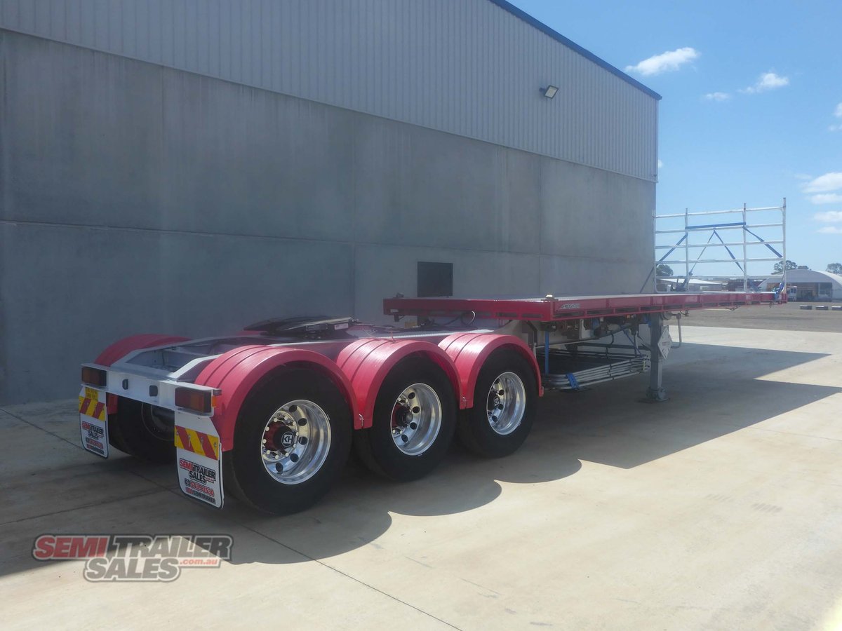 MAXITRANS FLAT TOP TRAILER