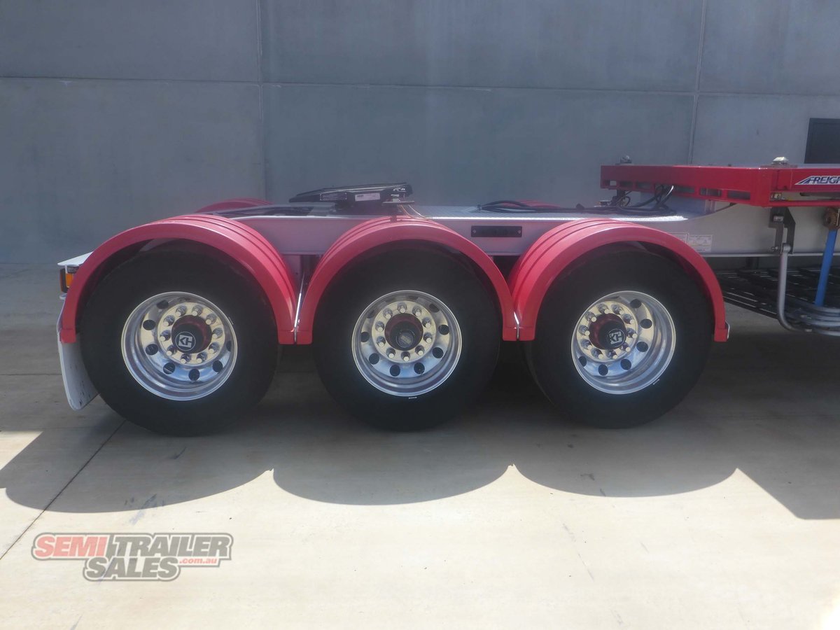MAXITRANS FLAT TOP TRAILER