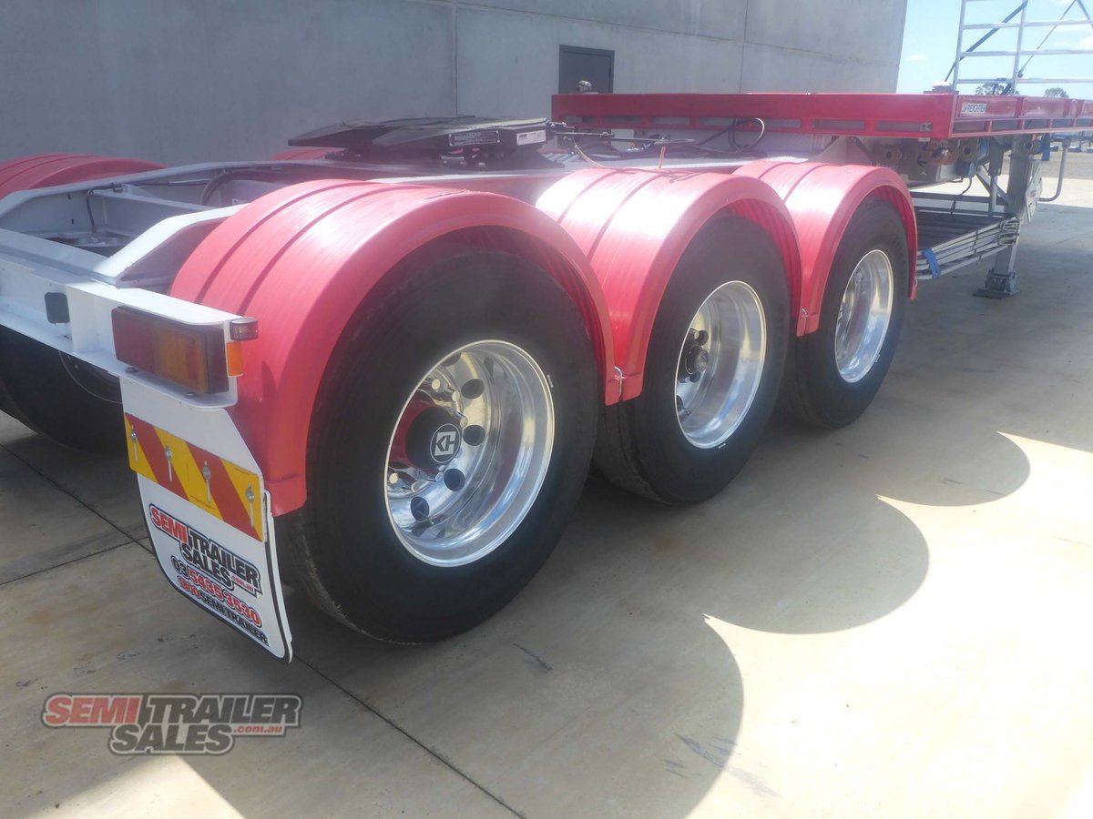 MAXITRANS FLAT TOP TRAILER