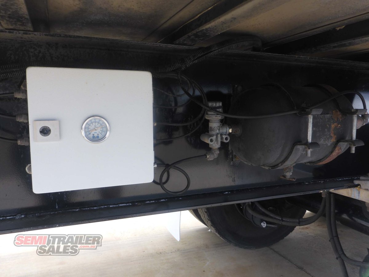 MAXITRANS REFRIGERATED TRAILER